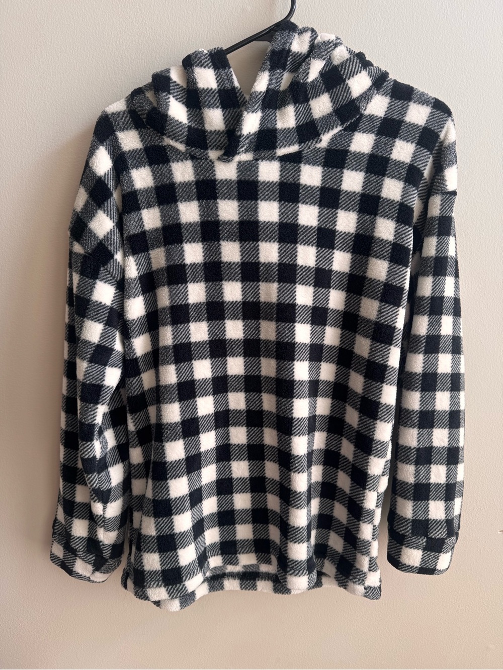 Vera Bradley Black and White Buffalo Plaid Hooded Sweater